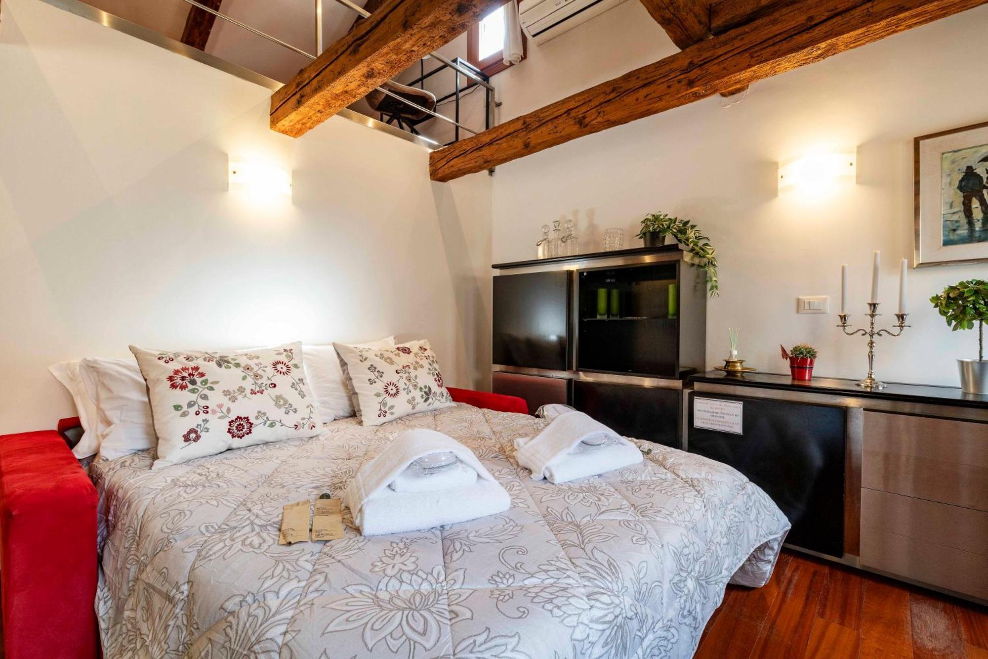 Glass House - Loft 2 Minutes To Rialto Bridge & View Velence Kültér fotó